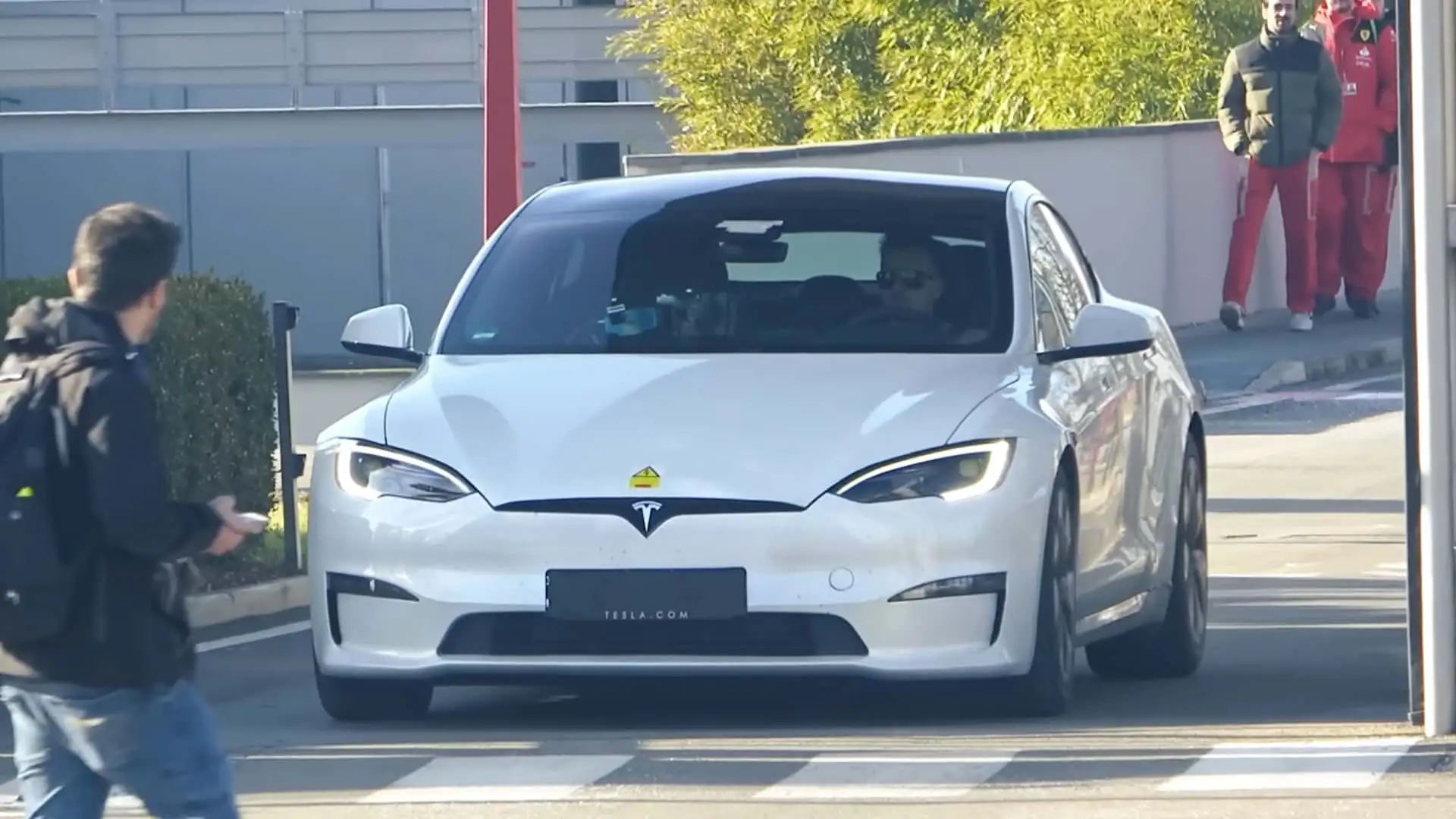 Ferrari тестирует Tesla Model S Plaid? — photo 3951