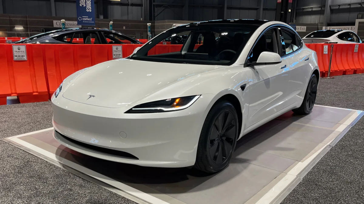 Tesla вышла из австралийского автолобби — photo 5373