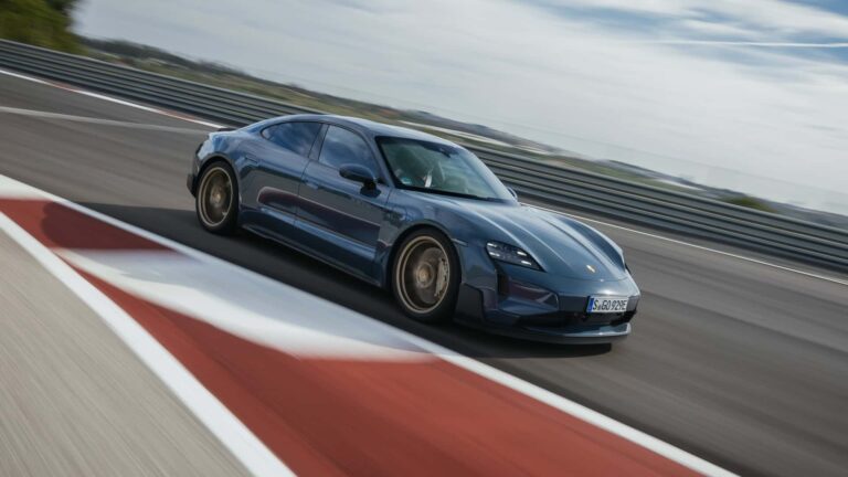 Що робить Porsche Taycan Turbo GT особливим? — photo 7662