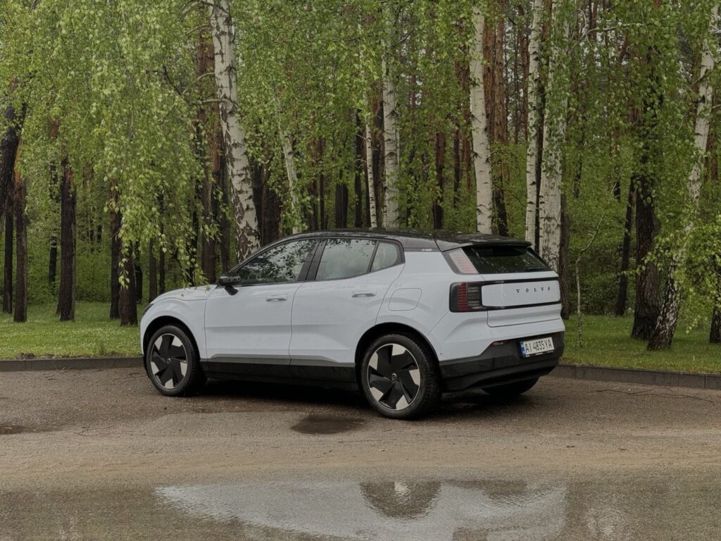 Тест-драйв Volvo EX30: Премиальный минимализм — photo 8579