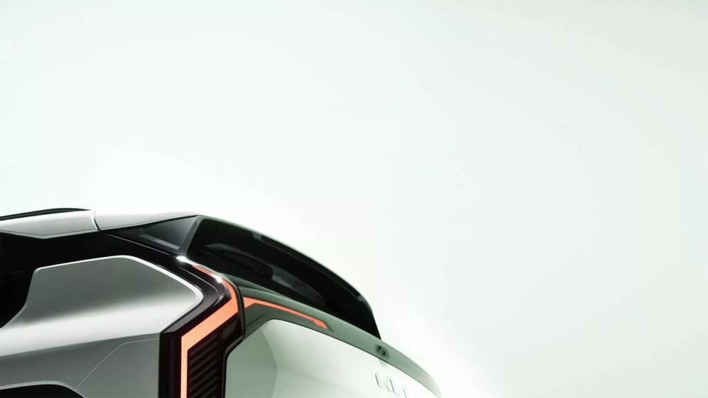 Kia дала «зелене світло» бюджетному кросоверу EV3 — photo 3