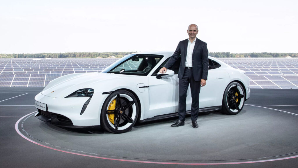 Hyundai переманює інженера Porsche Taycan та Apple iCar — photo 2