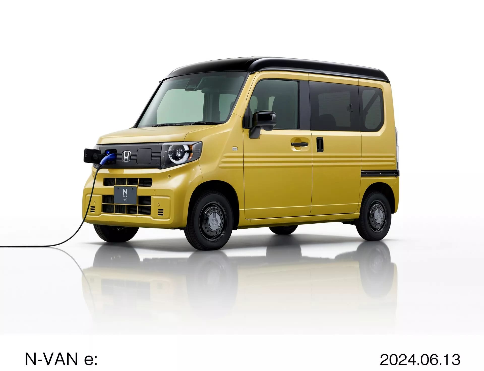 Новая Honda N-VAN e: стоит от $15 тысяч но только для Японии — photo 10857