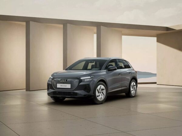 Audi Q4 e-tron получил базовую комплектацию со стальными колесами — photo 13232