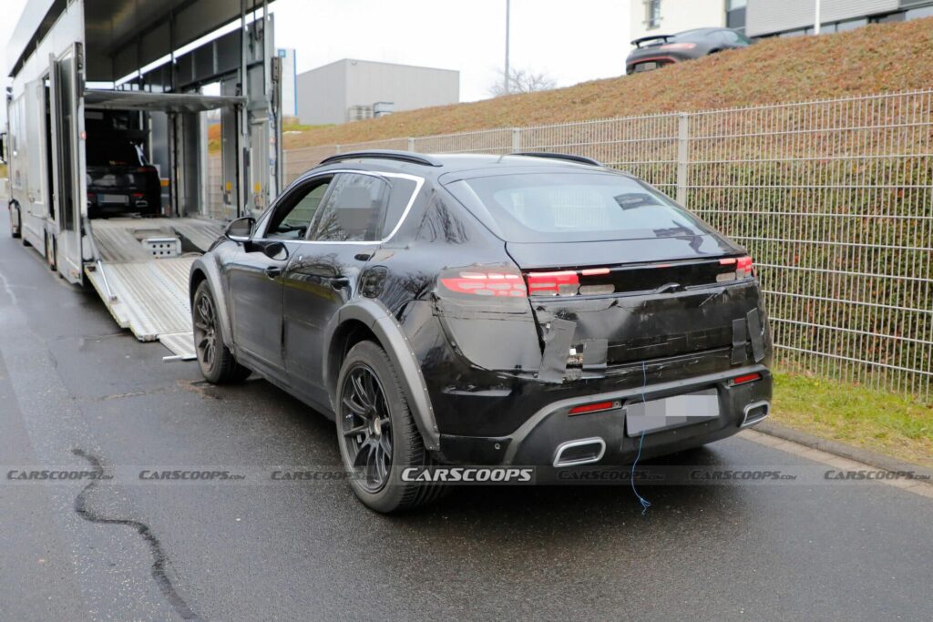 Porsche переглянув свої плани щодо переходу на електромобілі — photo 4