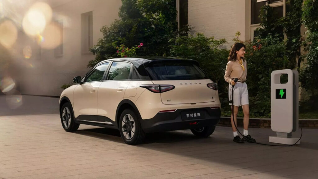 Geely представила бюджетний електромобіль Geome Xingyuan — photo 6