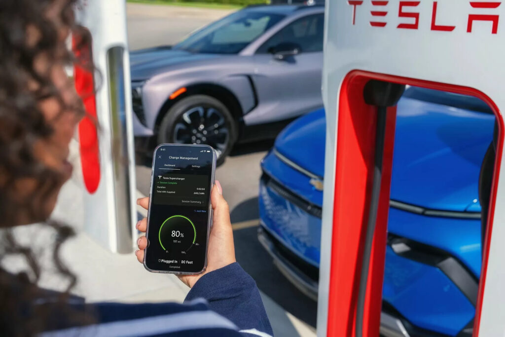 Владельцы электромобилей GM получат доступ к Tesla Supercharger — photo 3