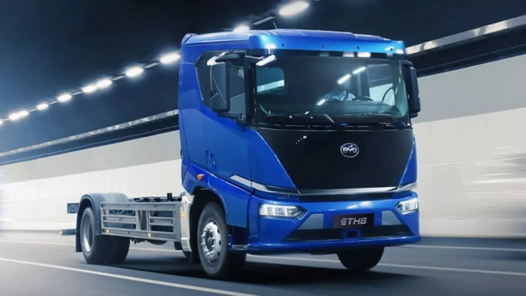 BYD прагне завоювати ринок комерційної техніки з допомогою лінійки електричного транспорту — photo 3