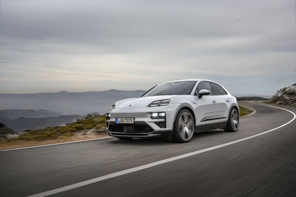 Новий Porsche Macan EV представлено в Україні — photo 5