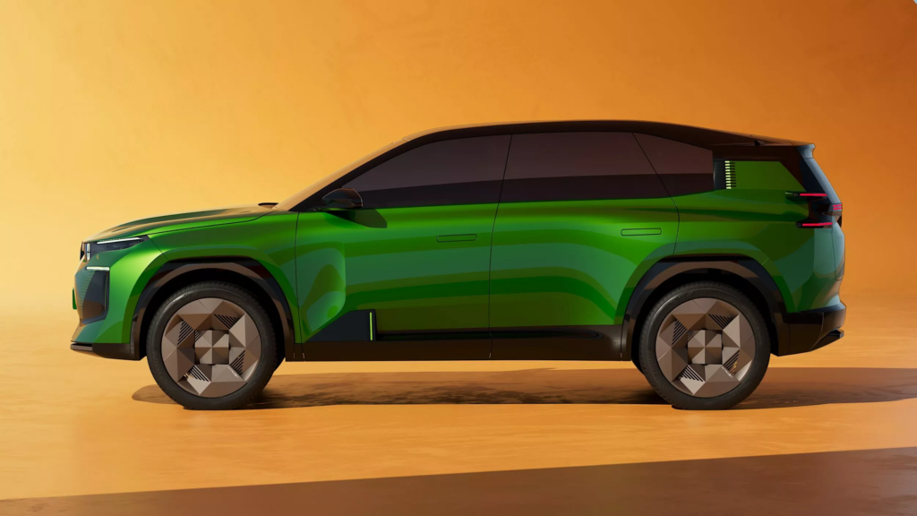 Новий електричний Citroen C5 Aircross виглядатиме як концепт-кар — photo 3