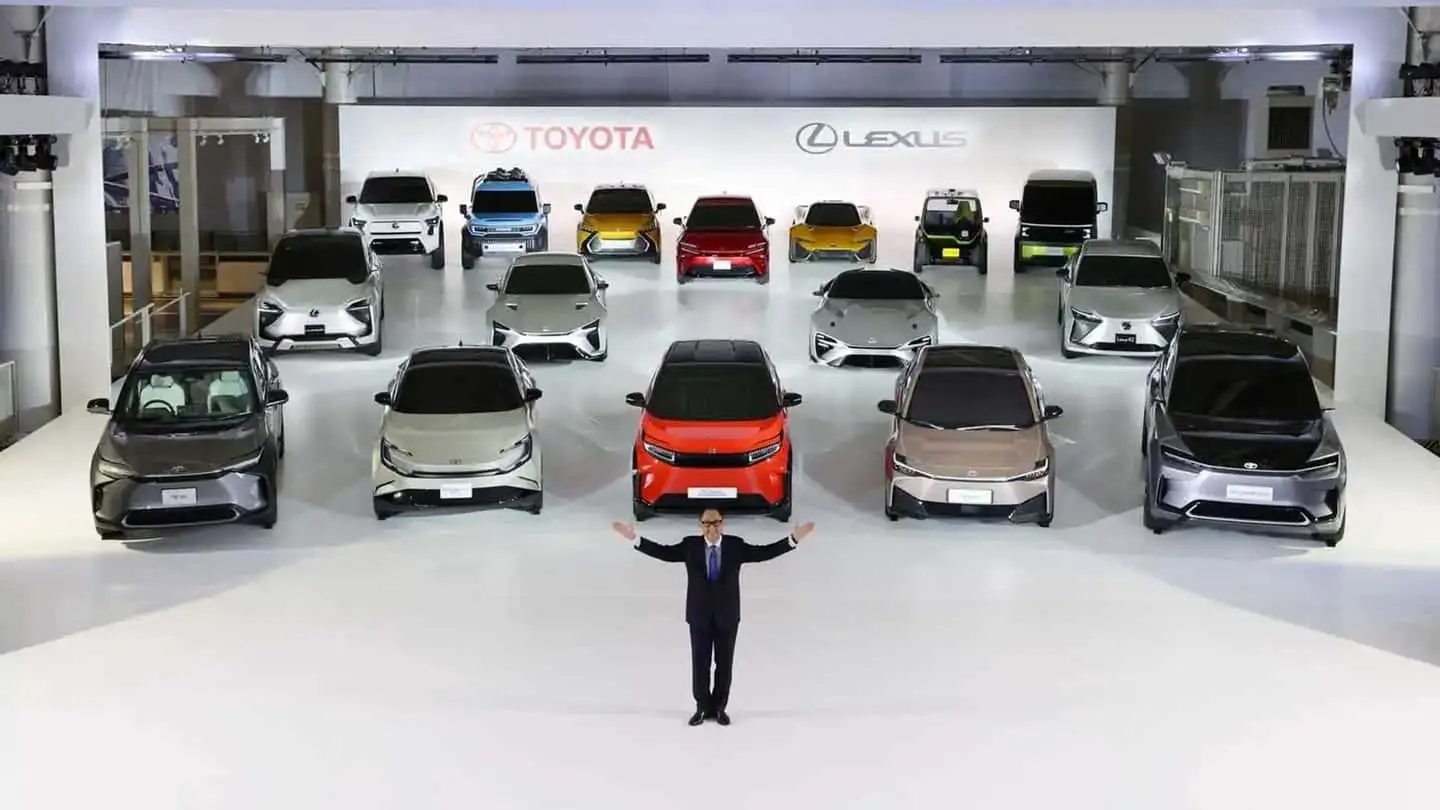 Toyota против жестких требований Калифорнии к электромобилям — photo 22232