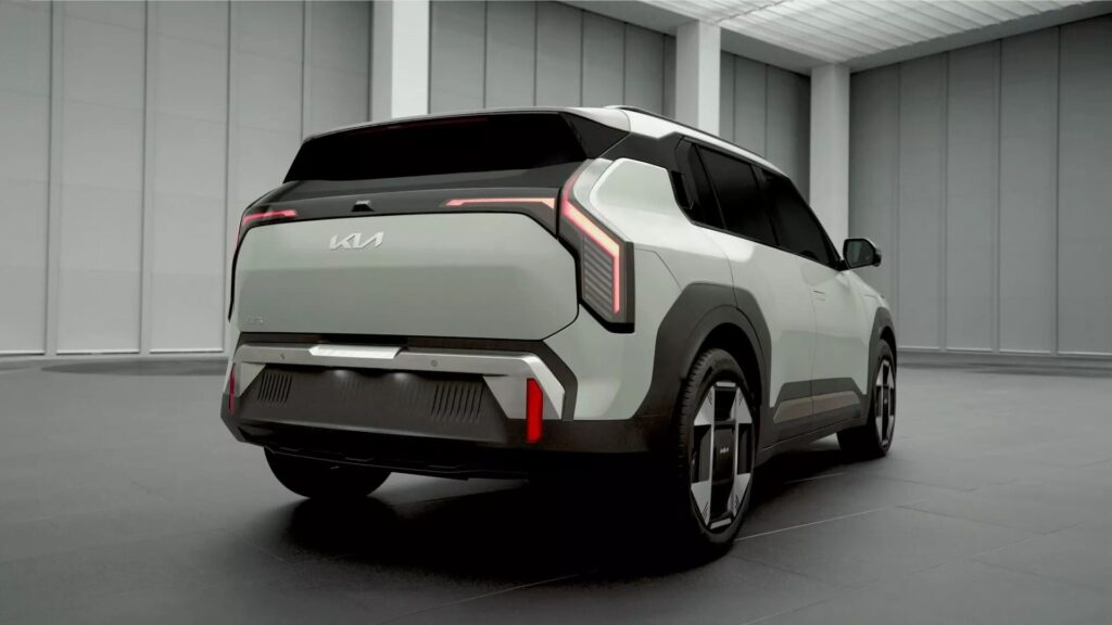 Салон Kia EV3 включает материалы из яблок и грибов — photo 4