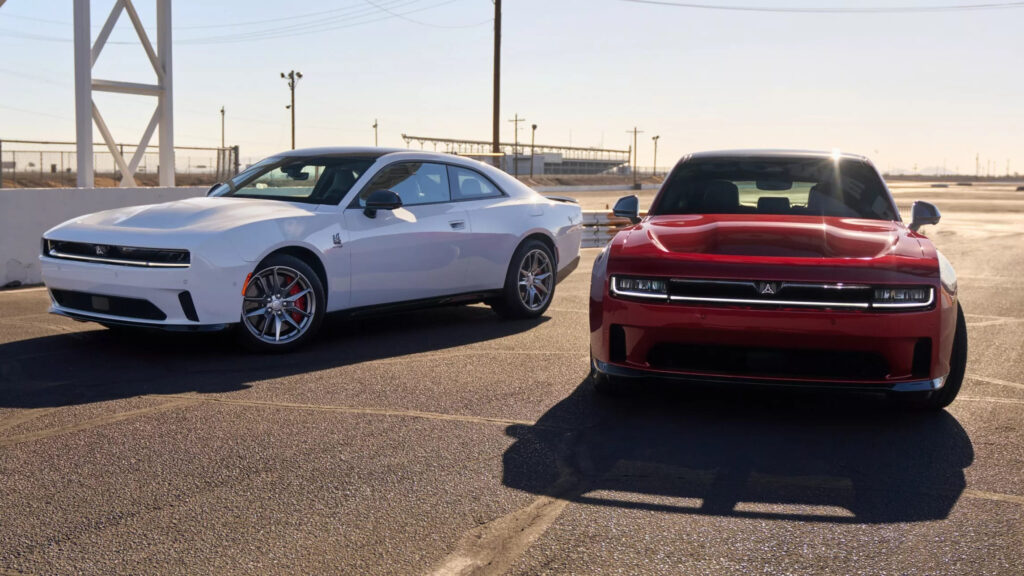 Електричний Dodge Charger з’явиться в Європі у 2025 році — photo 2