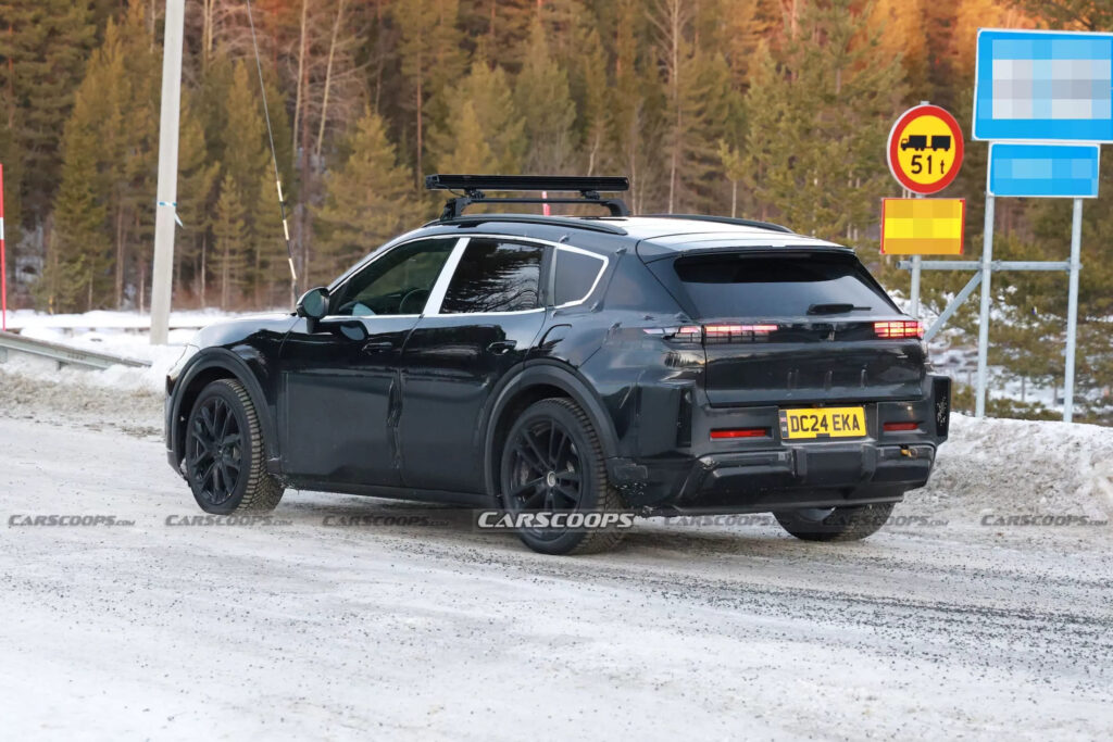 Bentley тестирует первый электрокар маскируясь под Porsche Cayenne — photo 2