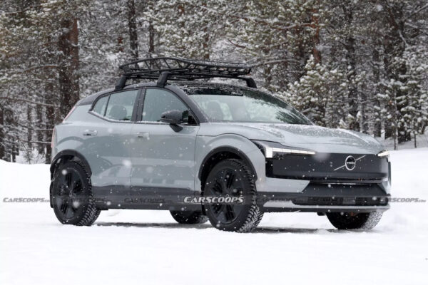 «Приключенческий» Volvo EX30 Cross Country появится на рынке в этом году — photo 28200