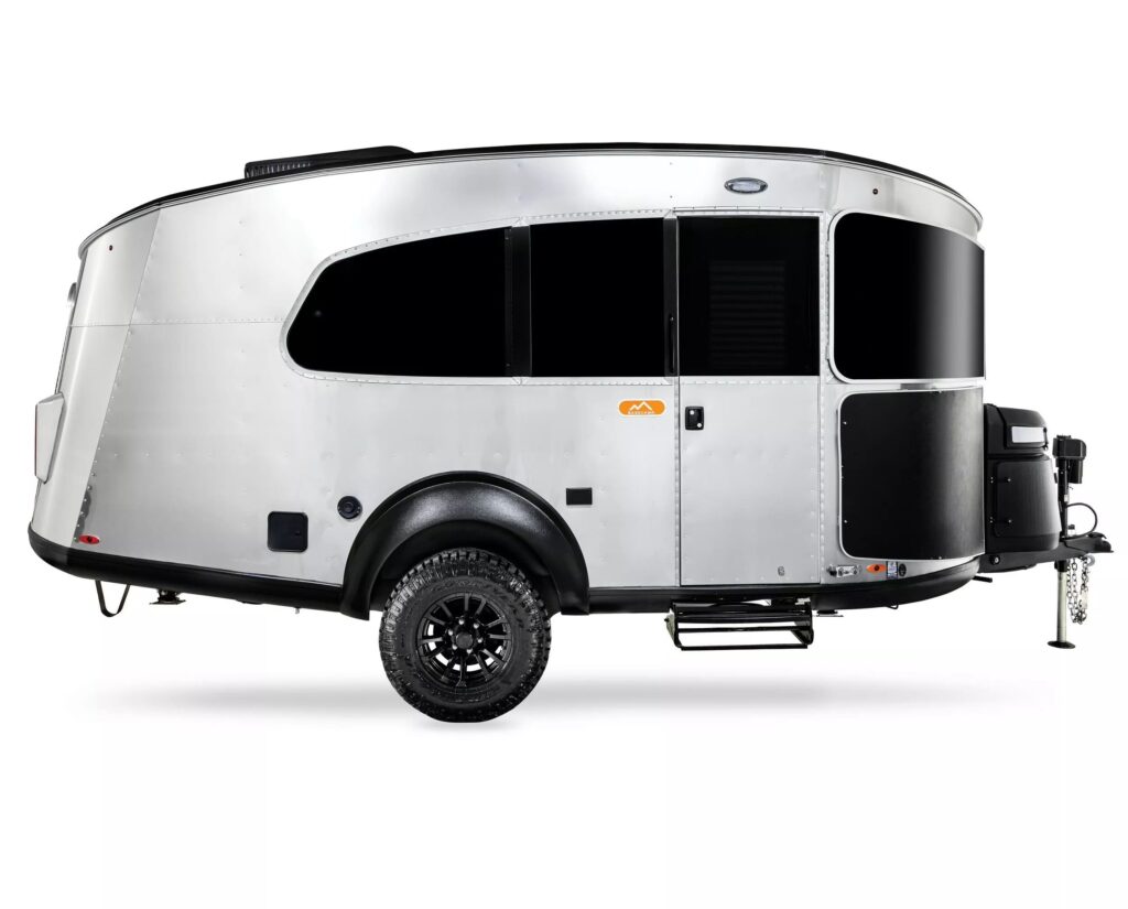 Airstream Basecamp 20Xe – автономный кемпер для электромобилистов — photo 2