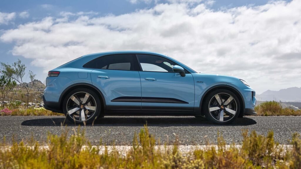 Офіційно: Porsche Macan стане повністю електричним — photo 2