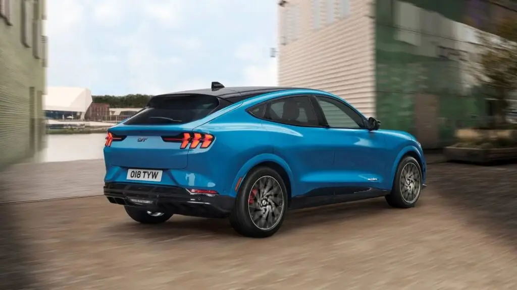 В Україні розпочато продажі Ford Mustang Mach-E — photo 4