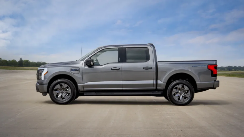 Производство Ford F-150 Lightning приостановлено — photo 2