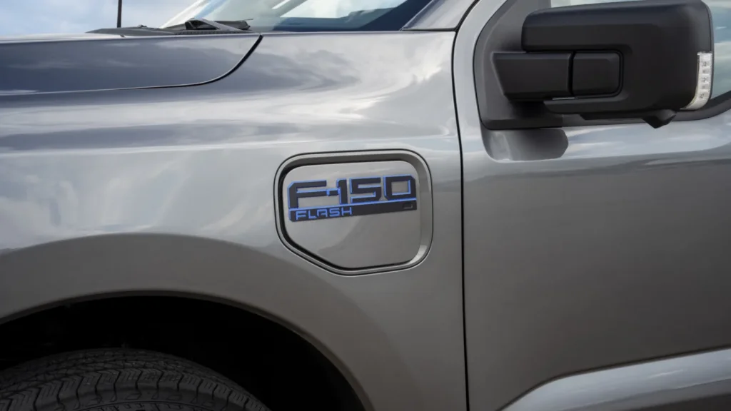 Производство Ford F-150 Lightning приостановлено — photo 3