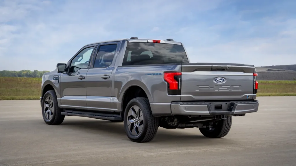 Производство Ford F-150 Lightning приостановлено — photo 4