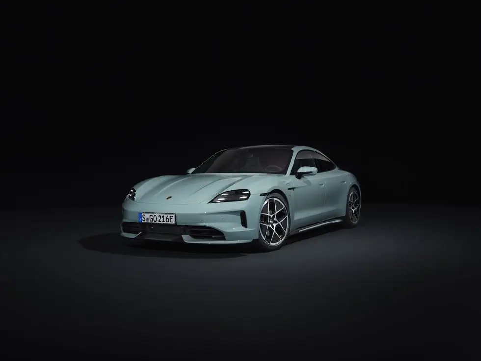 Представлено значно оновлений Porsche Taycan — photo 4