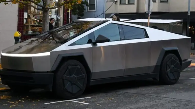 У Tesla Cybertruck з’явилось ще 3 кольори — photo 4784