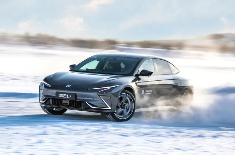 IM Motors покаже в Женеві седан L6 — photo 2