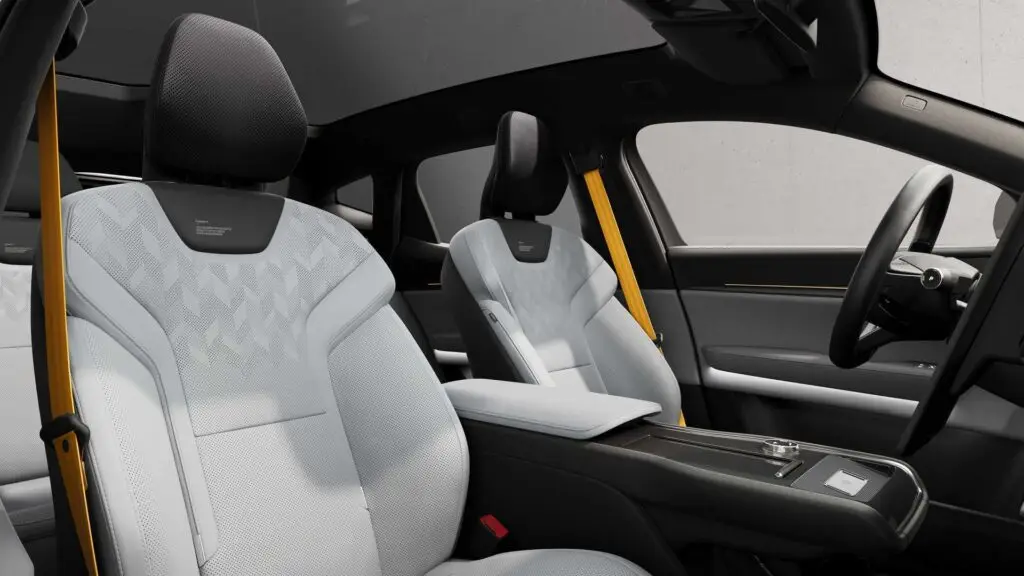 Polestar 3 оказался дешевле, чем ожидалось — photo 3 Polestar 3 оказался дешевле, чем ожидалось — photo 3