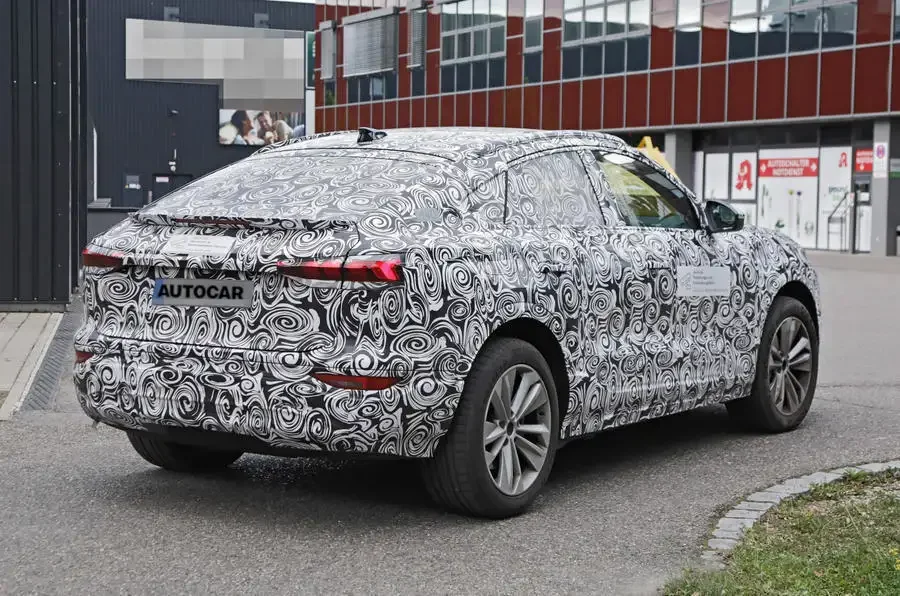 Audi Q6 E-tron дебютує 18 березня — photo 5