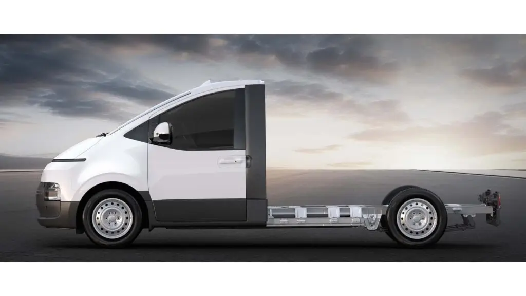 Hyundai ST1 — перший EV фургон з футуристичним дизайном — photo 2