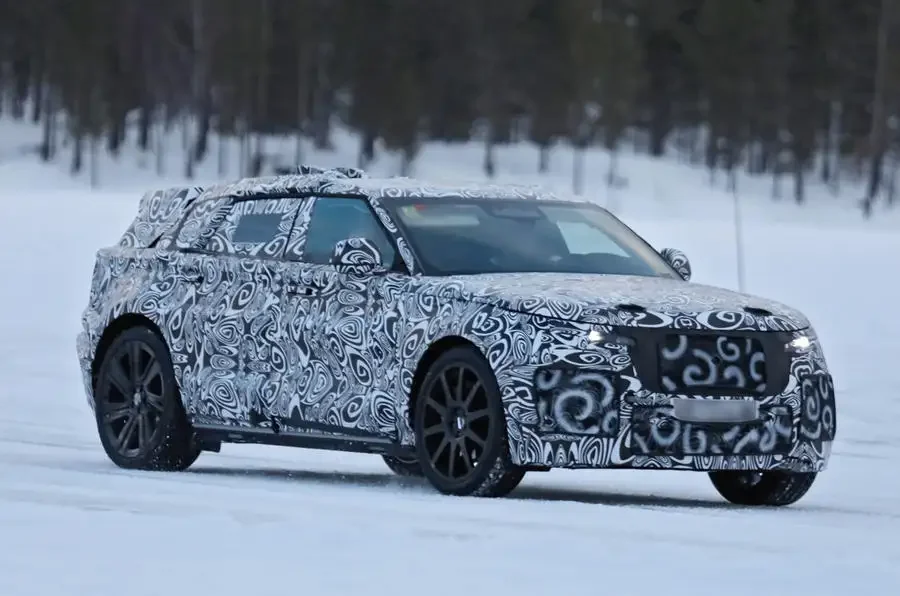 Электрический Range Rover Velar будет иметь “свободные руки” — photo 6065