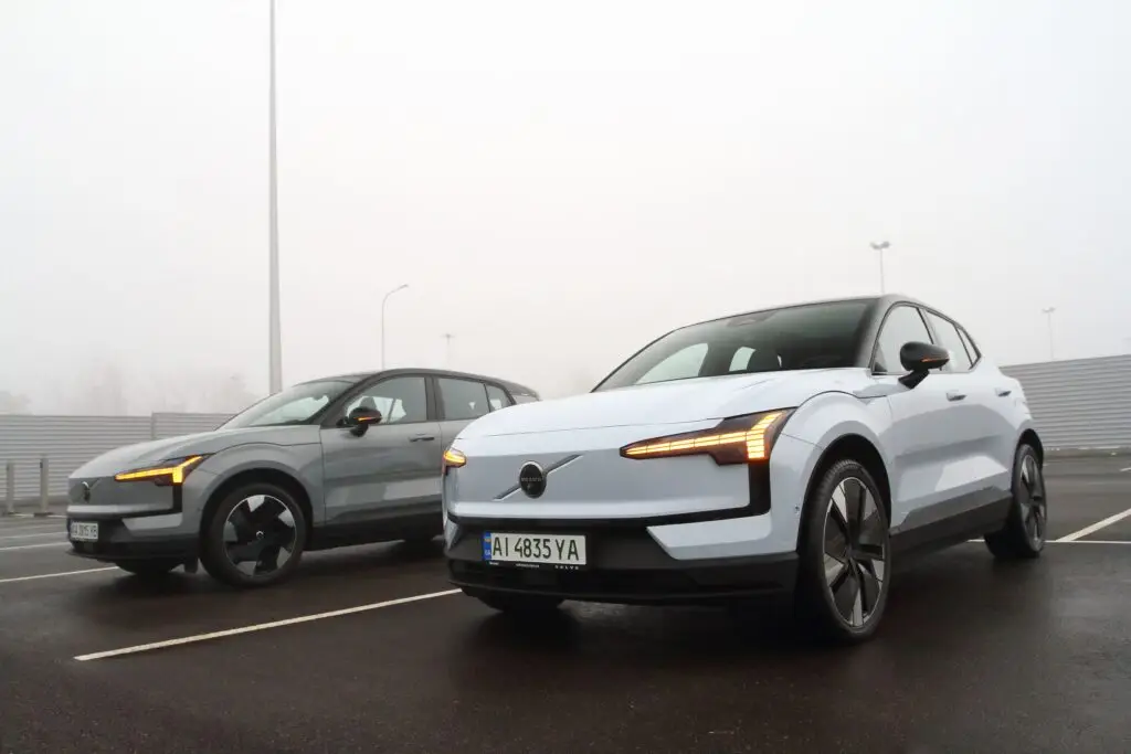 Тест-драйв Volvo EX30: Премиальный минимализм — photo 20