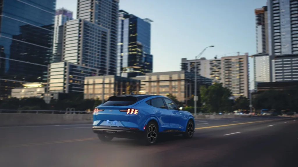 Оновлений Ford Mustang Mach-E суттєво покращився — photo 3