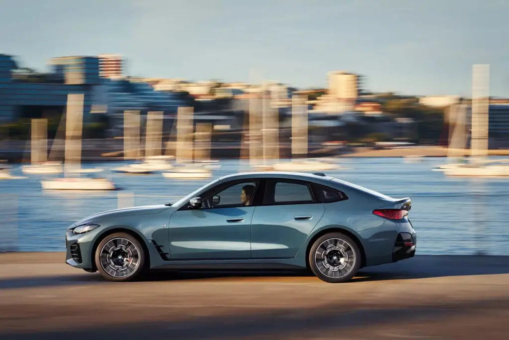 Що змінилось у BMW i4? — photo 2