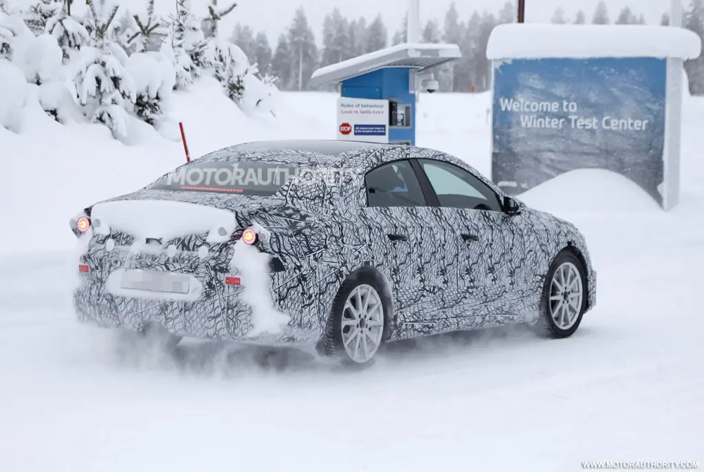 Новий Mercedes-Benz CLA EV з’явиться в 2025 році — photo 3