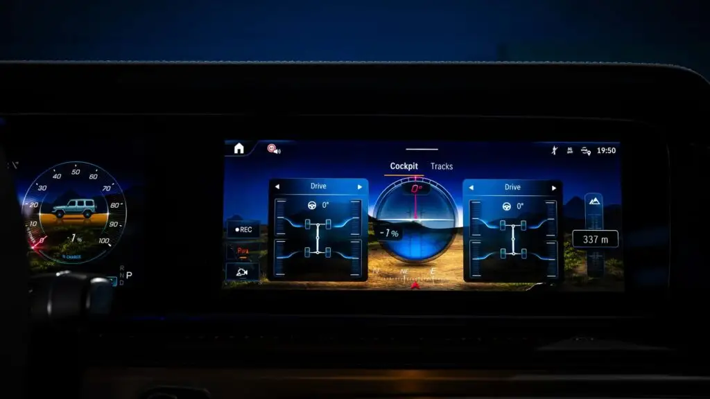 Серійний Mercedes G580 EQ отримав 4 електромотори — photo 3