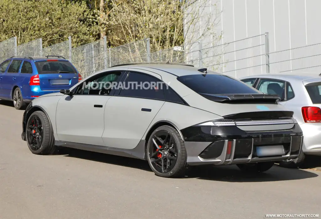 Заряджений Hyundai Ionic 6 N майже готовий — photo 2