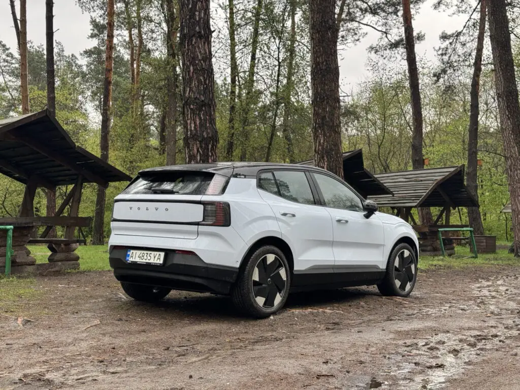 Тест-драйв Volvo EX30: Премиальный минимализм — photo 23