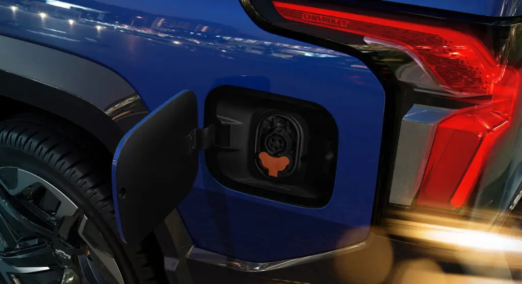 Chevrolet Silverado EV RST обійдеться майже в $100 тисяч — photo 3