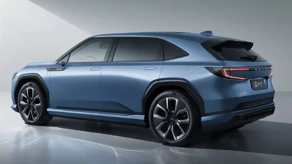 Honda анонсувала 3 електромобілі бренду Ye — photo 5