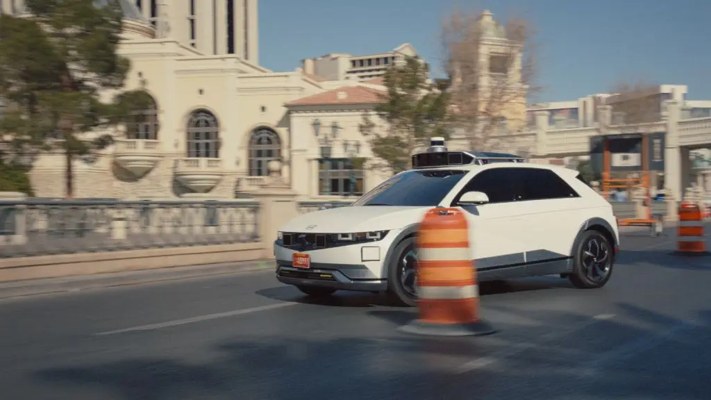 Роботаксі Hyundai Ionic 5 пройшло іспит на водійські права — photo 2