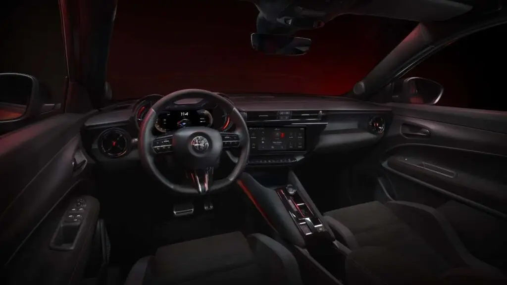 Alfa Romeo представила электрический Milano — photo 2