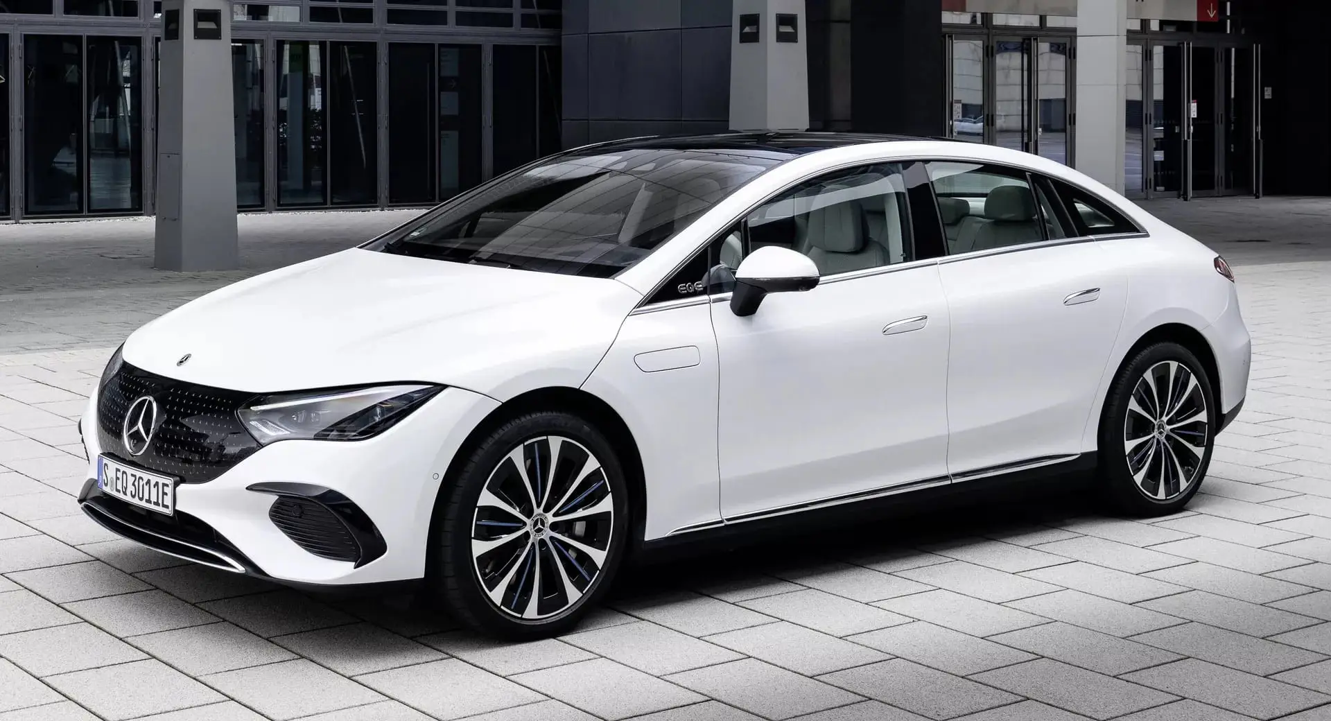 Mercedes призупинив розробку нової платформи для електромобілів — photo 9295