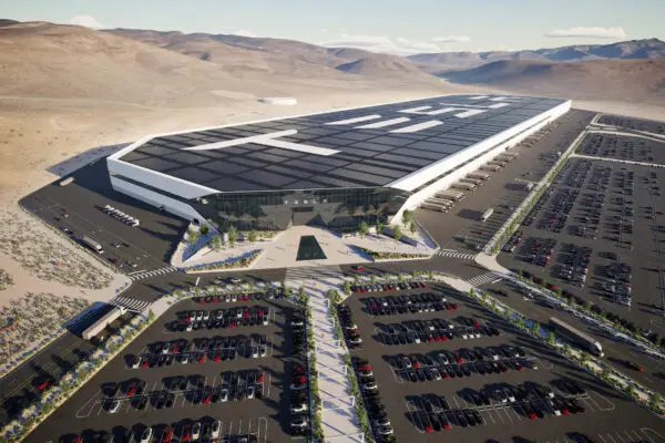 Tesla продолжает увольнять работников — photo 8980