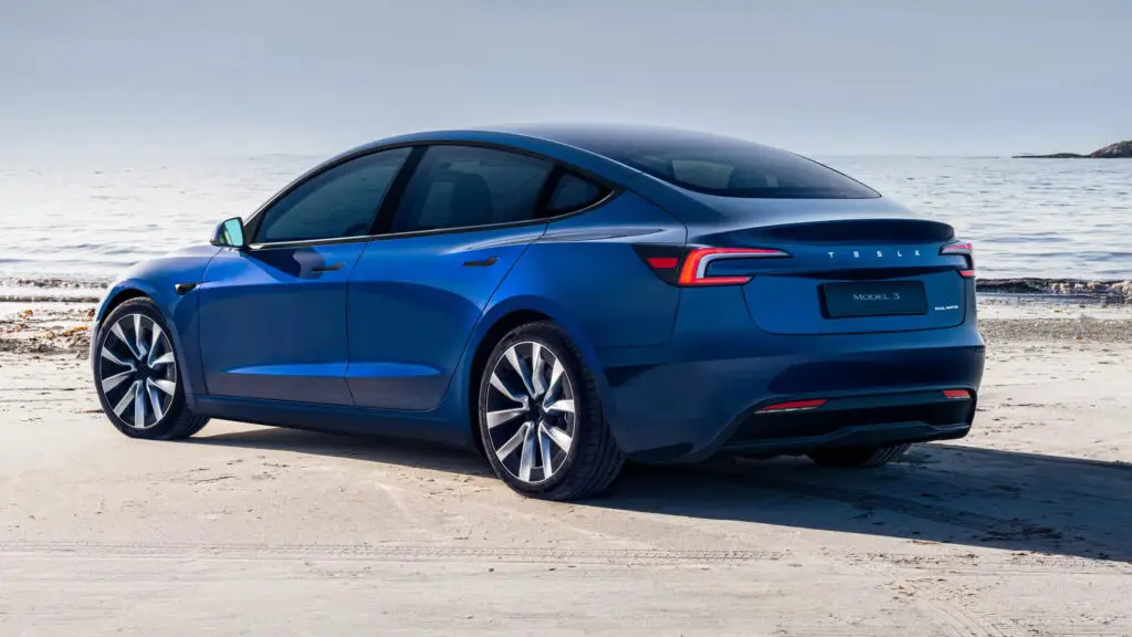 «Народна» Tesla може бути урізаною версією Model 3 чи Y — photo 2