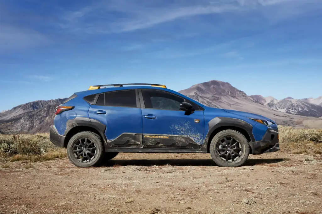 Subaru об’єднується з Toyota для створення 3 електричних кросоверів — photo 3