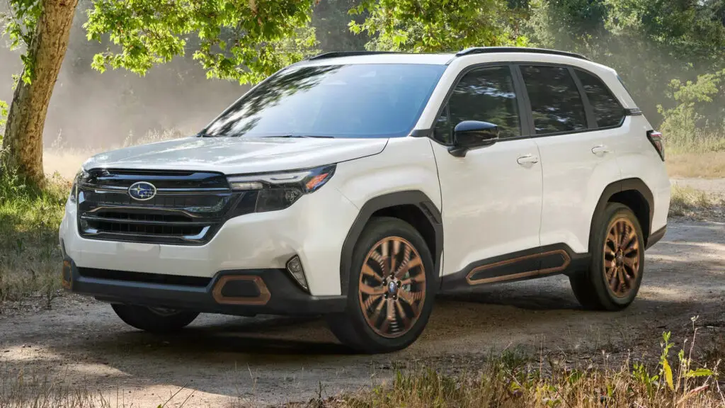 Subaru об’єднується з Toyota для створення 3 електричних кросоверів — photo 2