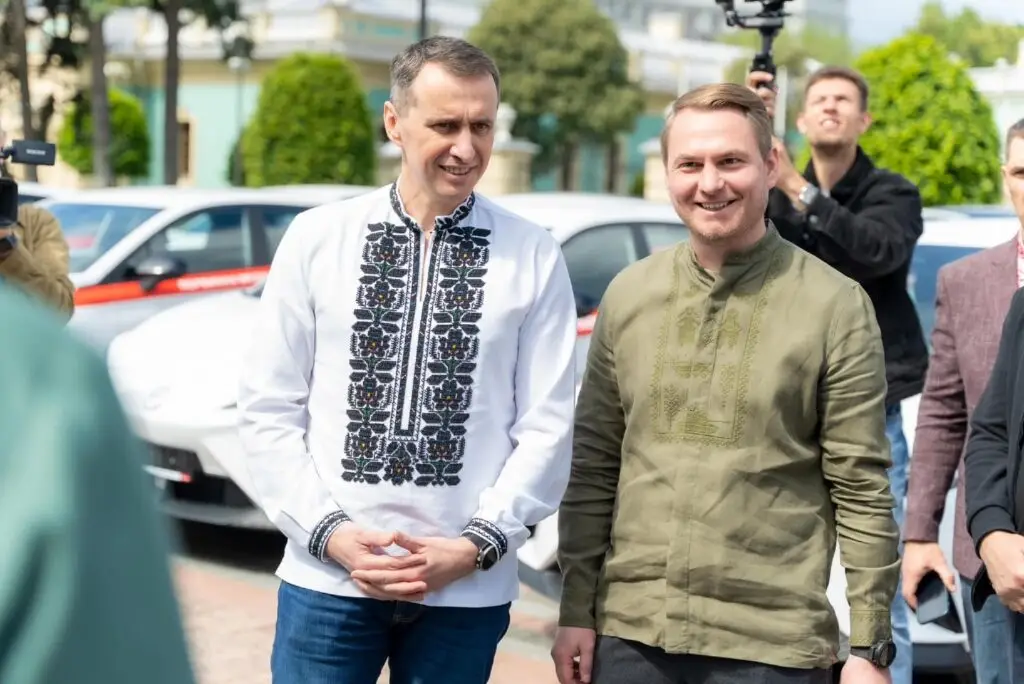 Електромобілі – українським лікарям!  — photo 3
