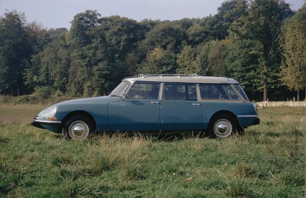 DS готує електричний флагман за мотивами класичного Citroen DS — photo 3